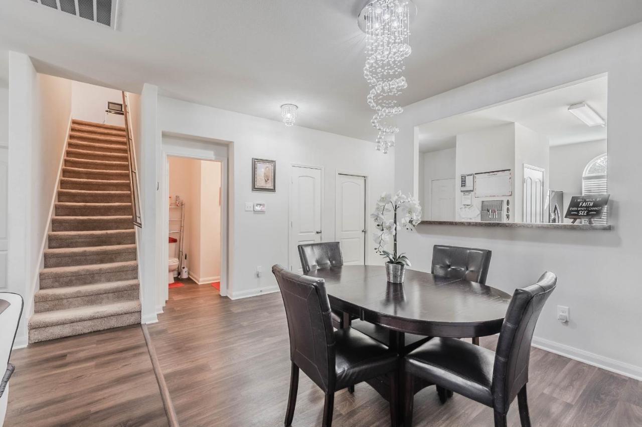 Luxury 5Br Dallas Retreat With Business Amenities - Perfect For Business Travelers, Families & Groups Exterior photo