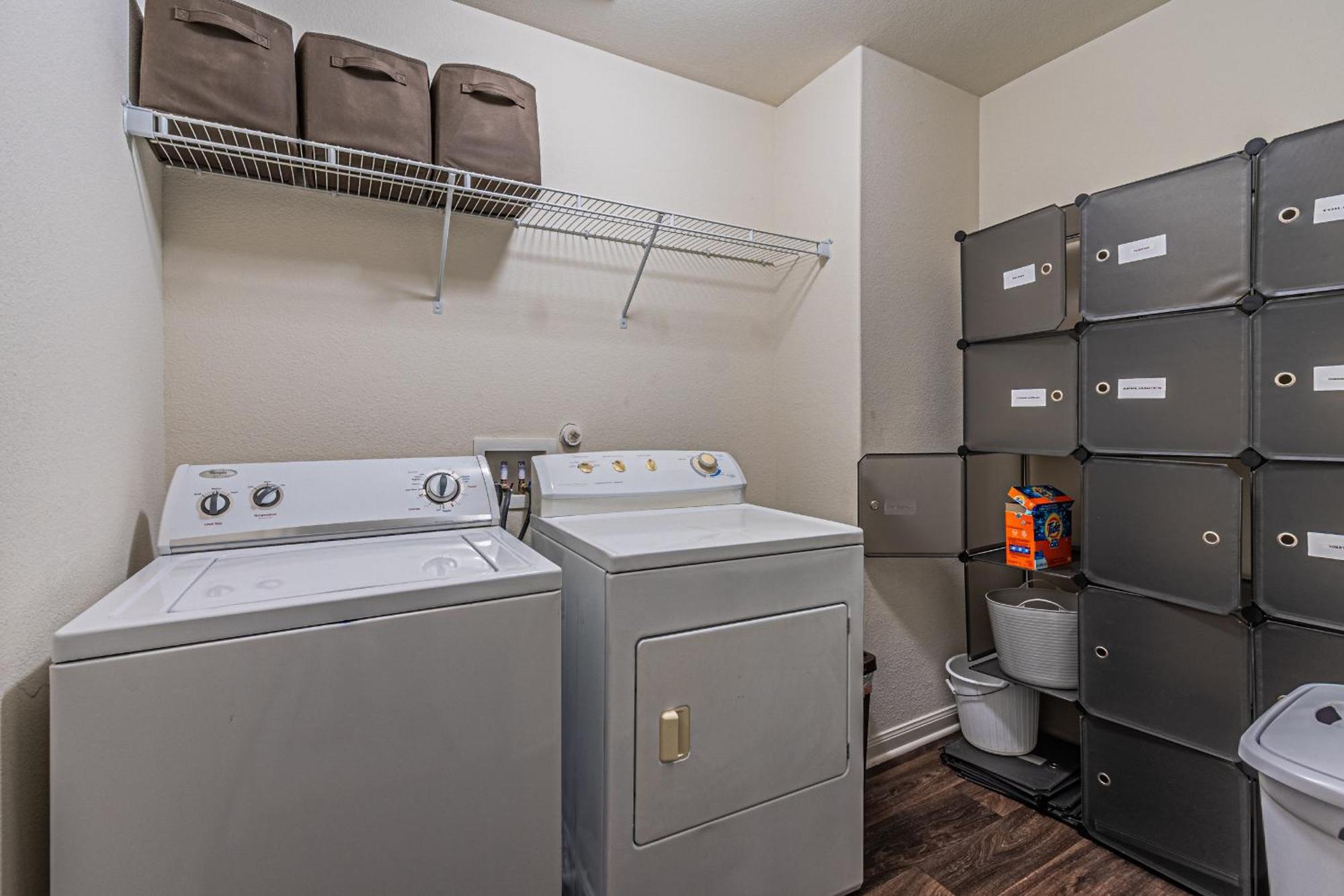 Luxury 5Br Dallas Retreat With Business Amenities - Perfect For Business Travelers, Families & Groups Exterior photo