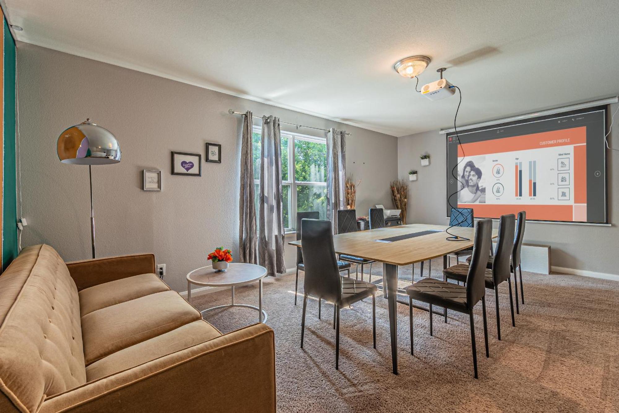 Luxury 5Br Dallas Retreat With Business Amenities - Perfect For Business Travelers, Families & Groups Exterior photo
