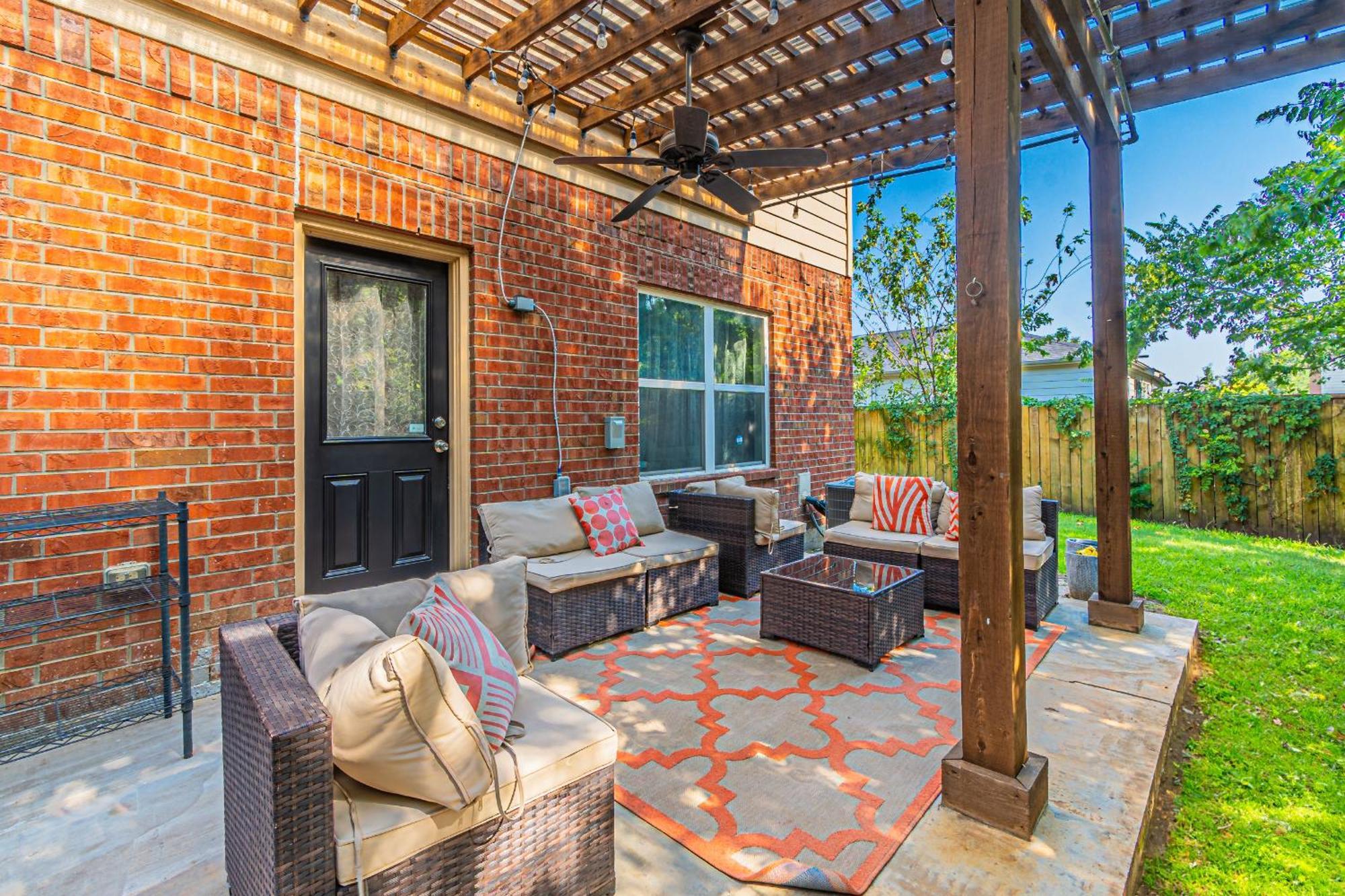Luxury 5Br Dallas Retreat With Business Amenities - Perfect For Business Travelers, Families & Groups Exterior photo